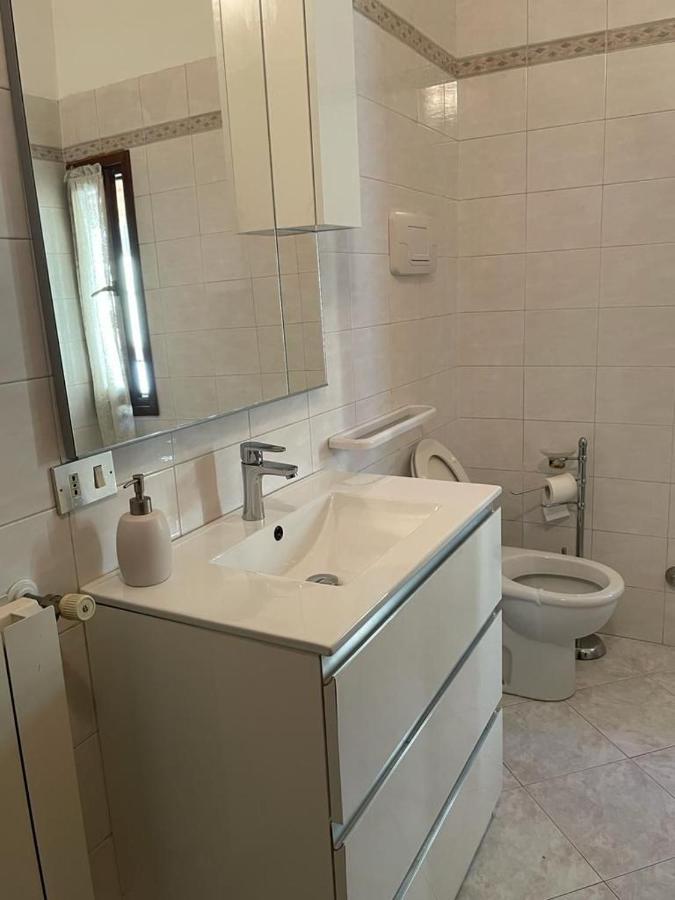 Marilyn House Apartment Desenzano del Garda Bagian luar foto